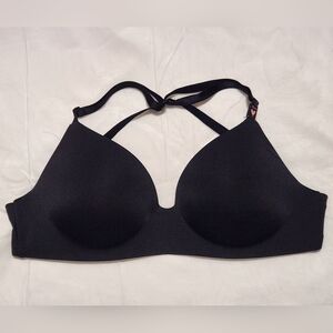 NWT Victoria's Secret T-shirt Lightly Lined Wireless Bra Crisscross Straps 32DD